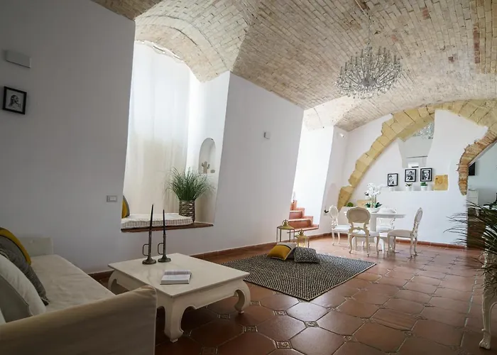 Castello House