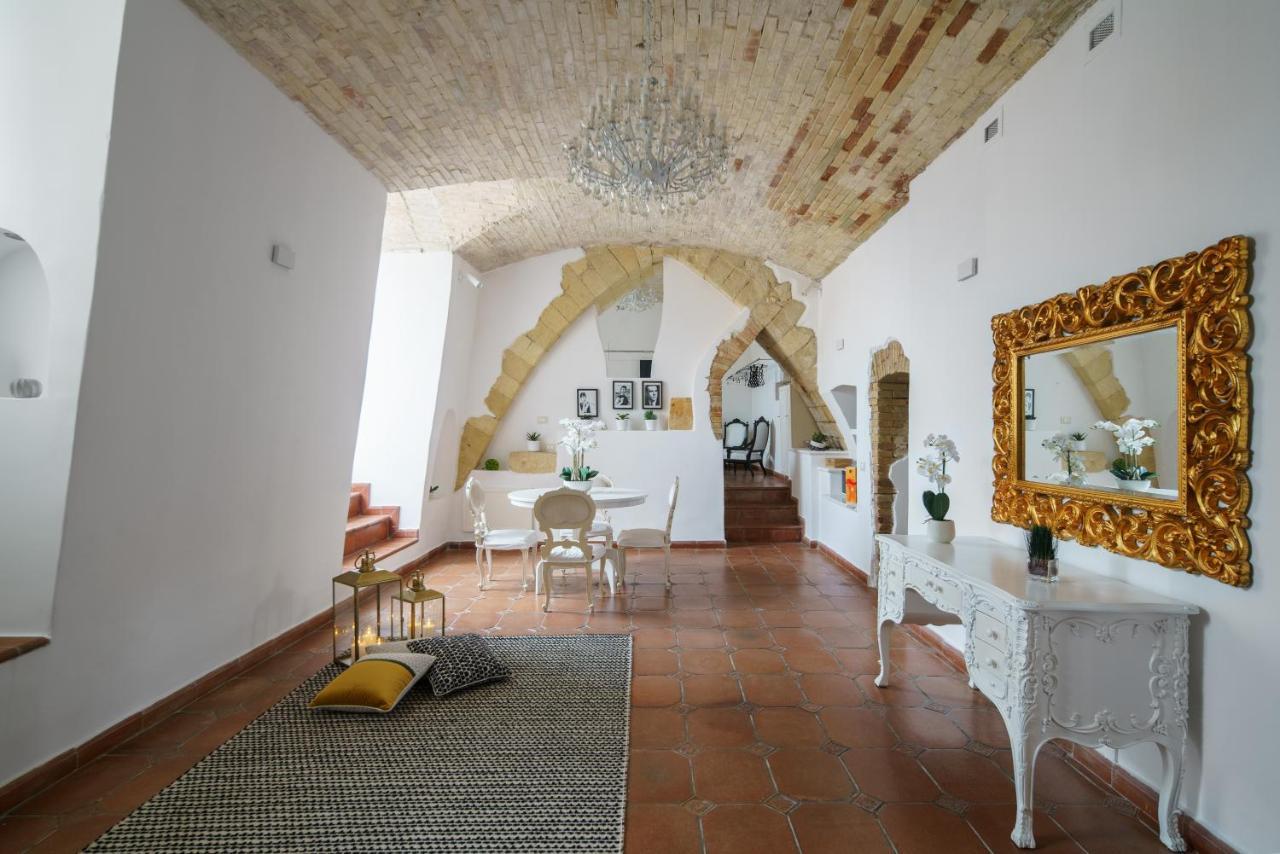 Castello House Apartment